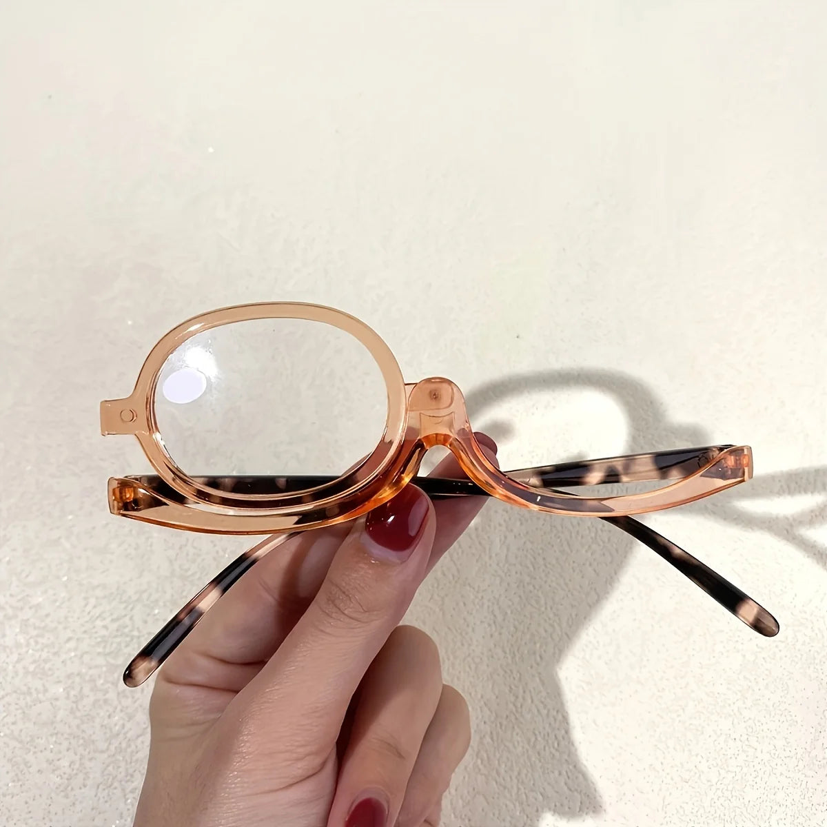 Magnifying Makeup Reading Glasses Rotating Lens Cosmetic Make up Presbyopic Eye Glasses Readers +1.0 to +4.0